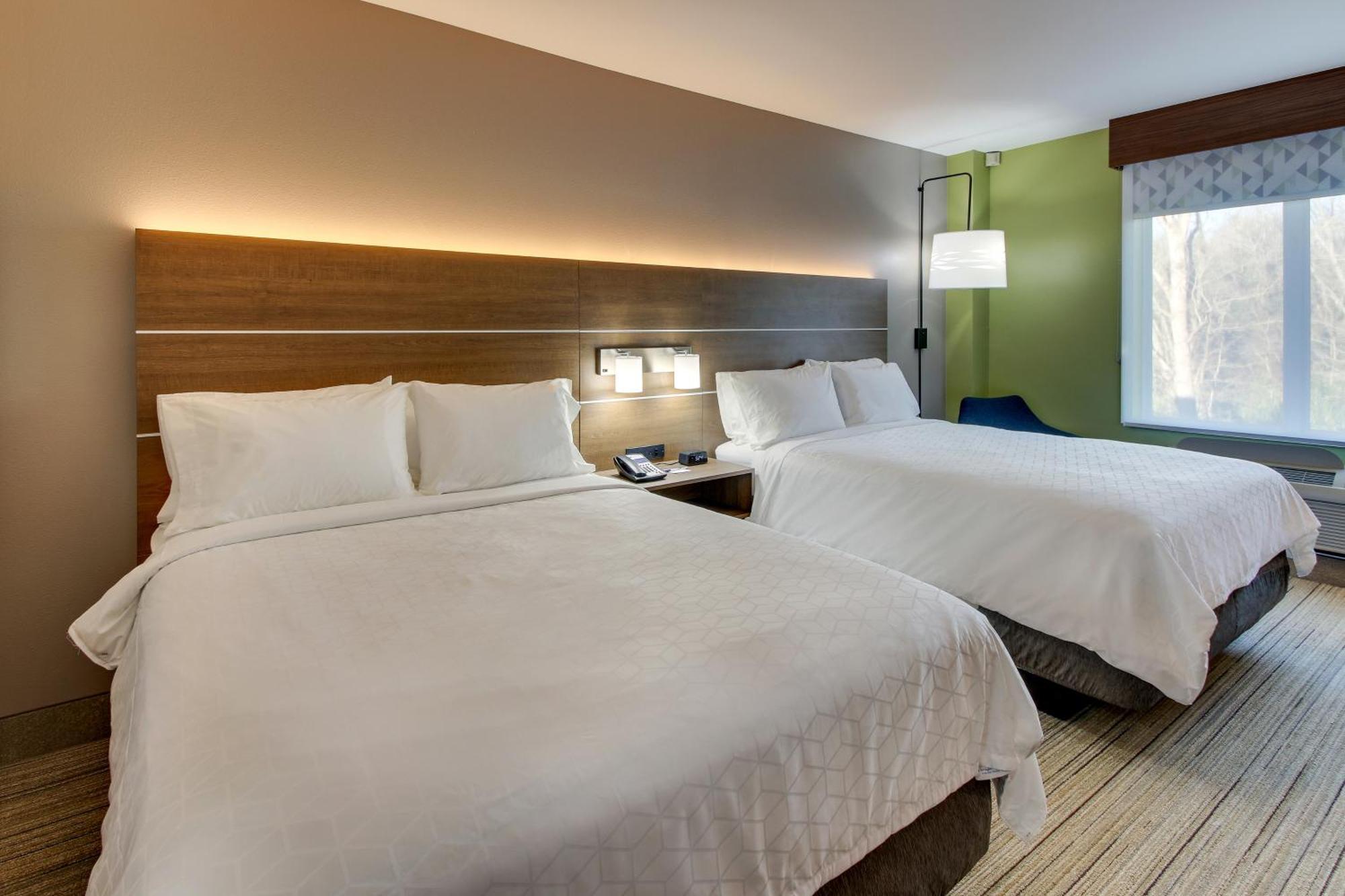 Hotel Express & Columbus-fort Benning By Ihg 2*